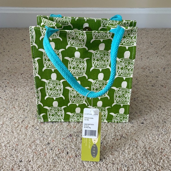 Green Sea Turtle Itsy Bitsy Bag - Picture 2 of 5